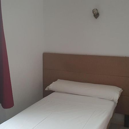 Fuencarral Kryse&Breogan Hotel Madrid Eksteriør billede