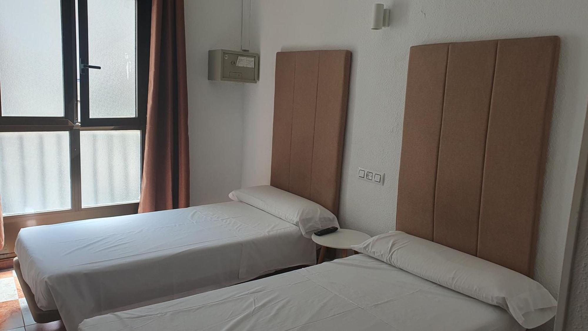 Fuencarral Kryse&Breogan Hotel Madrid Eksteriør billede