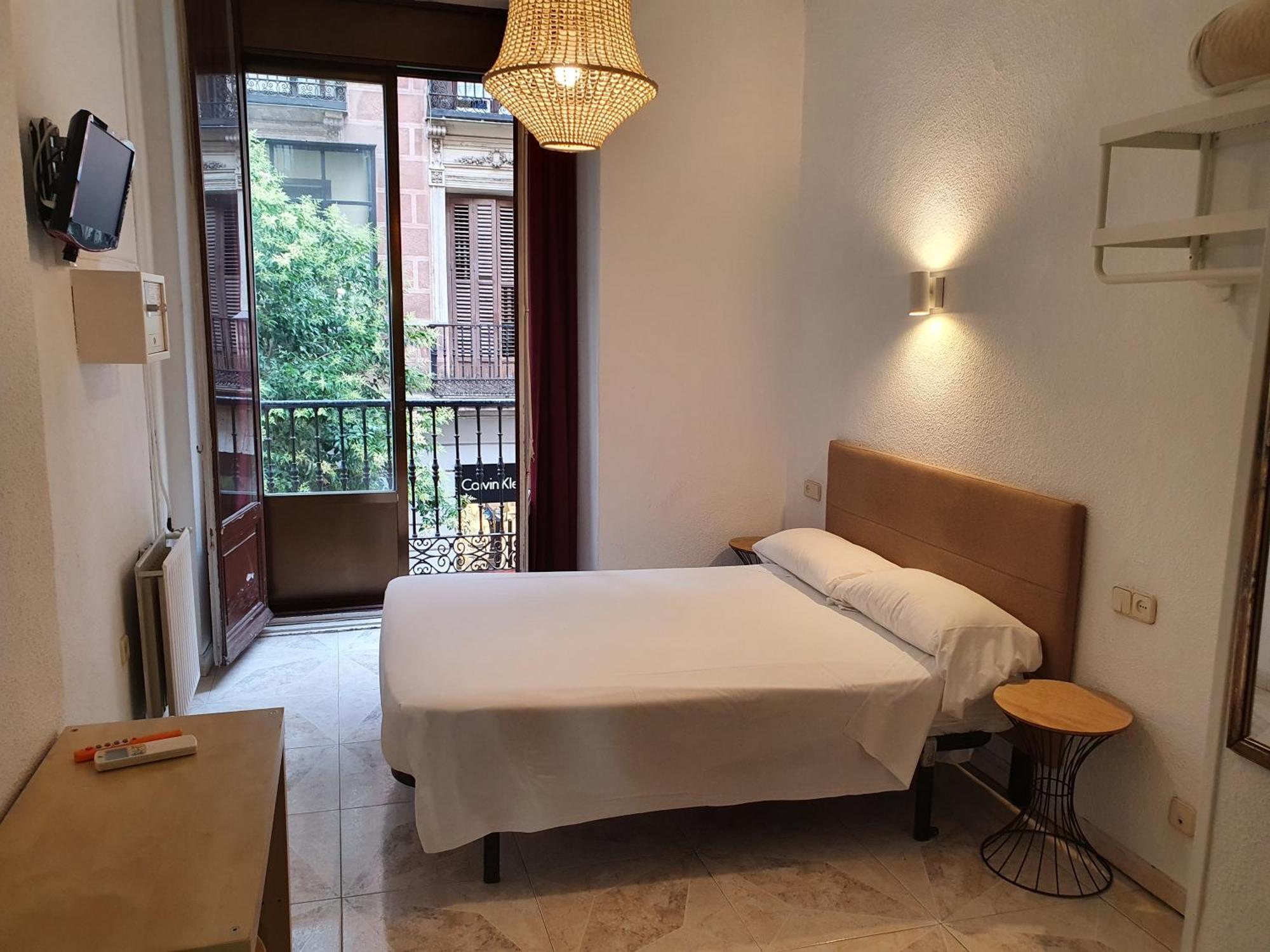 Fuencarral Kryse&Breogan Hotel Madrid Eksteriør billede
